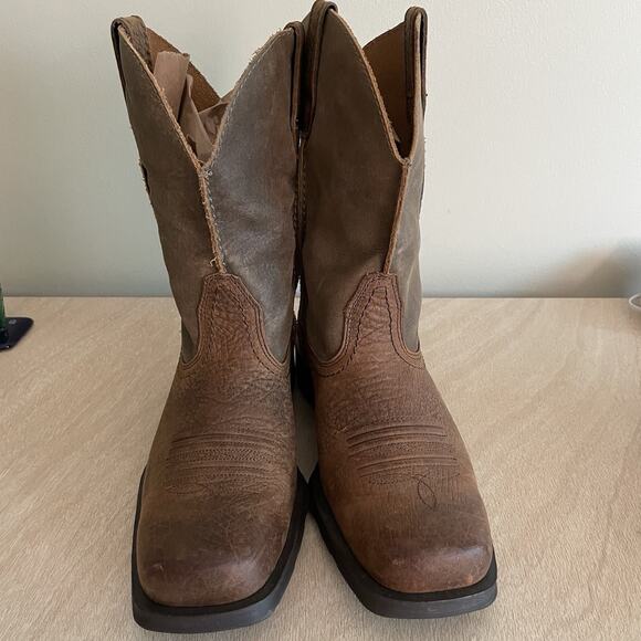 Ariat Rambler Cowboy Boots